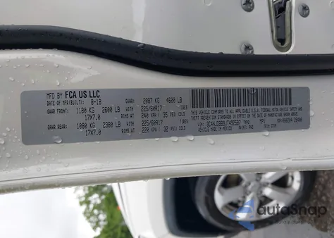 2018 Jeep Compass Latitude 4X4 from USA, damaged, VIN 3C4NJDBB9JT492587